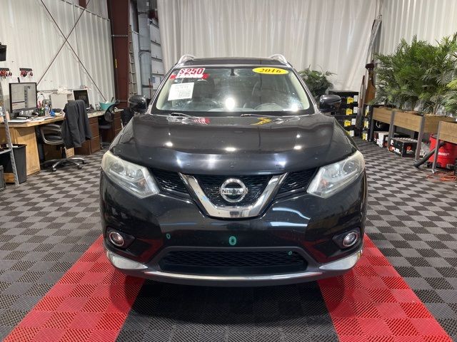 2016 Nissan Rogue SV