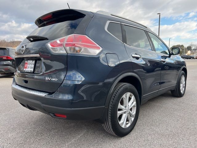 2016 Nissan Rogue SV