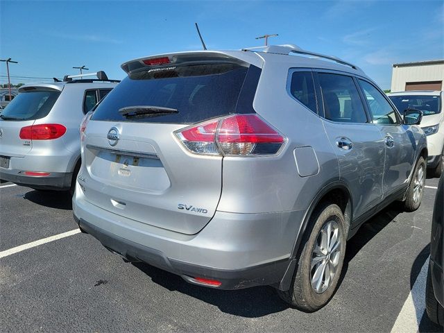 2016 Nissan Rogue SV