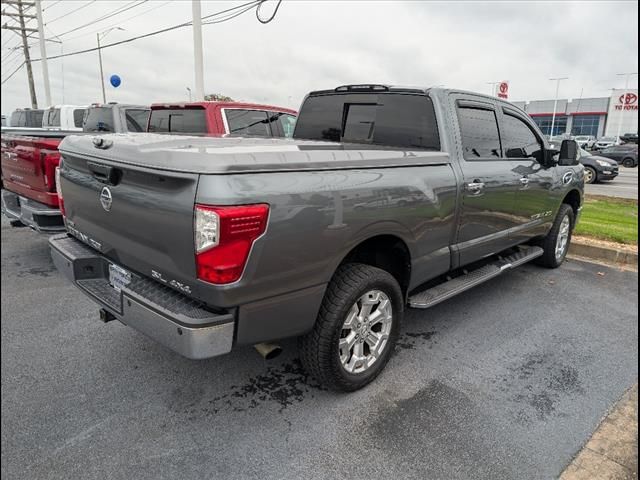 2016 Nissan Titan XD SL