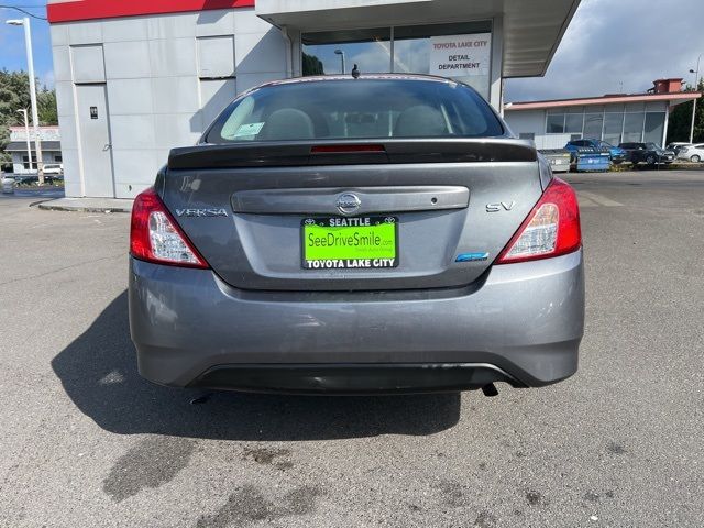 2016 Nissan Versa SV