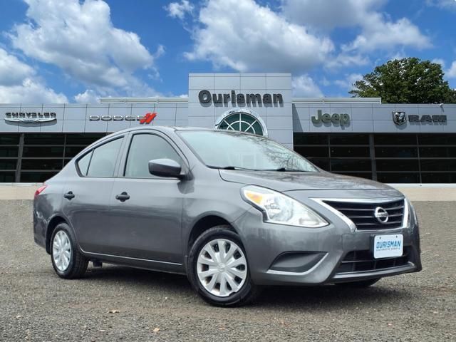 2016 Nissan Versa S Plus