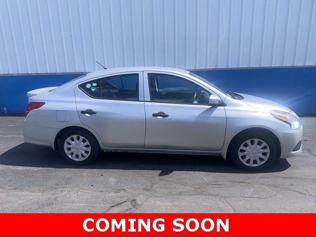 2016 Nissan Versa S Plus