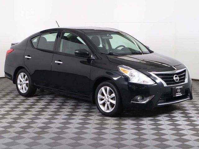 2016 Nissan Versa SL