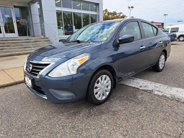 2016 Nissan Versa SV