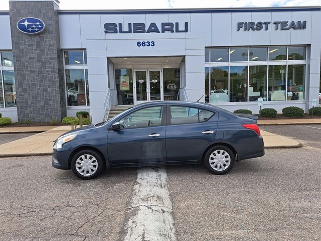 2016 Nissan Versa SV