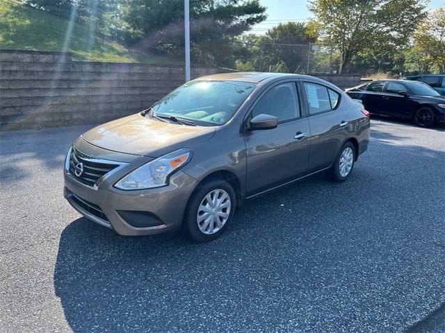 2016 Nissan Versa SV