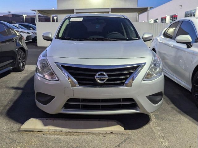 2016 Nissan Versa SV