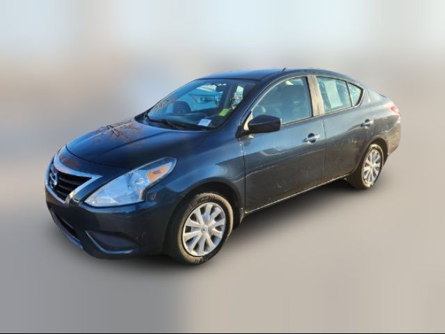 2016 Nissan Versa SV