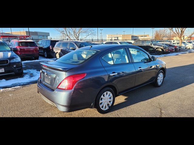 2016 Nissan Versa SV