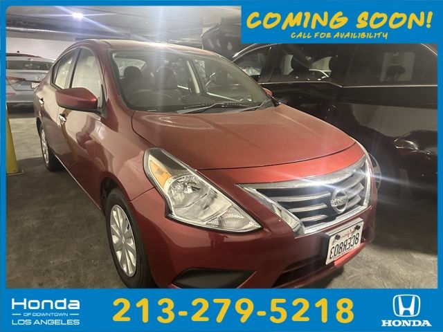 2016 Nissan Versa SV