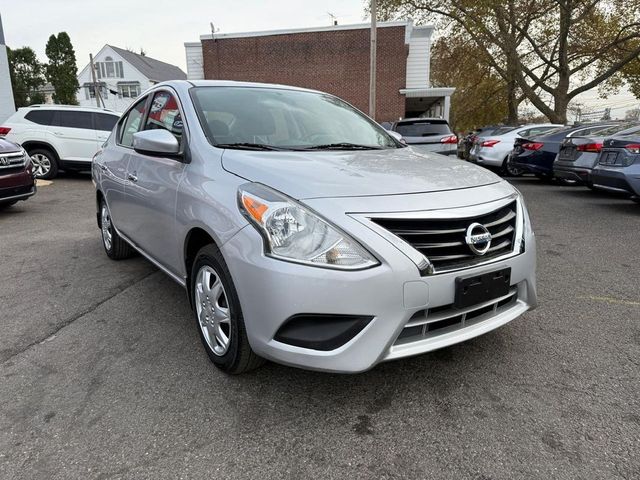 2016 Nissan Versa SV