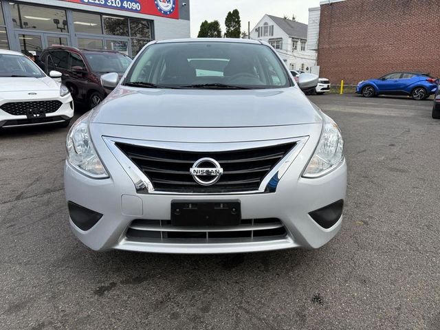 2016 Nissan Versa SV