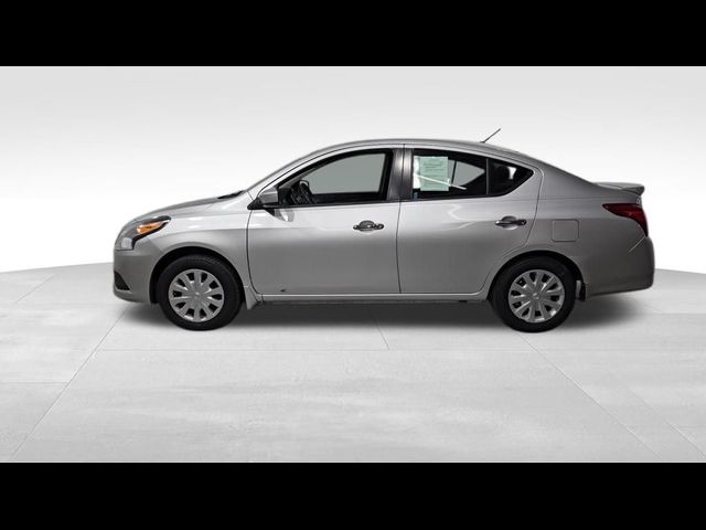 2016 Nissan Versa SV