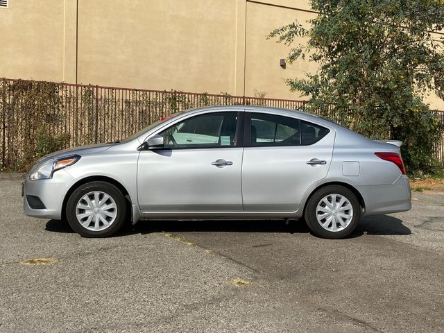 2016 Nissan Versa SV