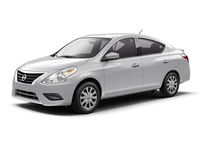 2016 Nissan Versa SV