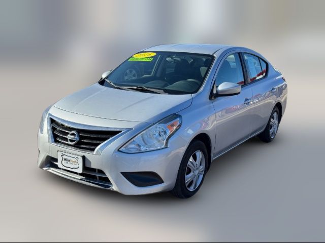 2016 Nissan Versa SV