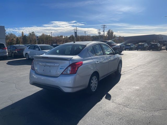 2016 Nissan Versa SV