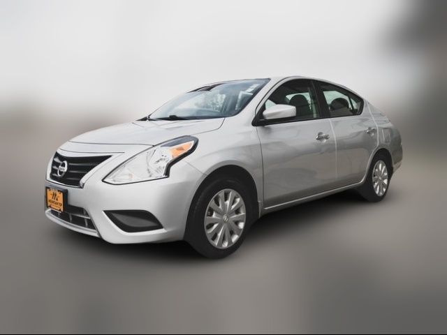 2016 Nissan Versa SV