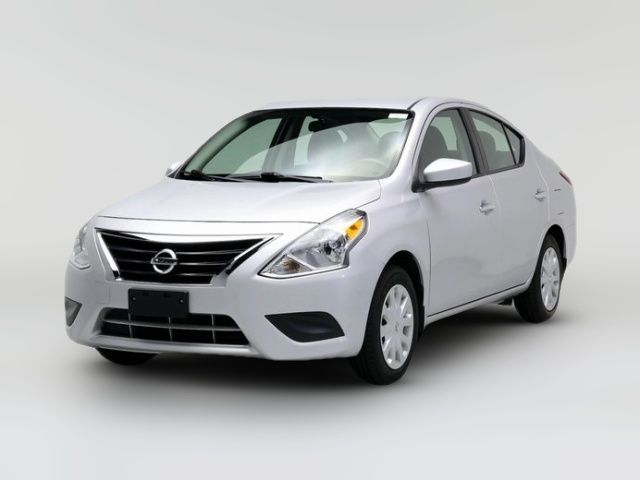 2016 Nissan Versa SV