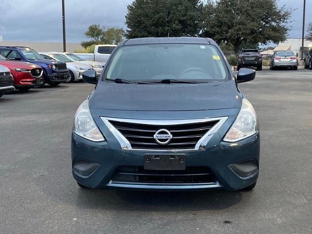 2016 Nissan Versa SV