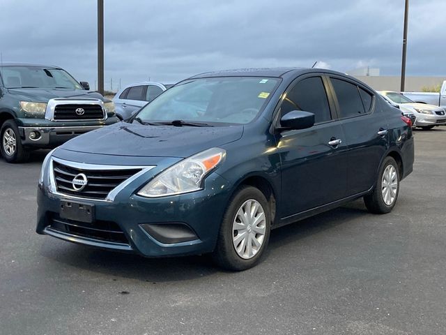 2016 Nissan Versa SV