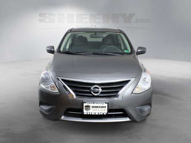 2016 Nissan Versa SV