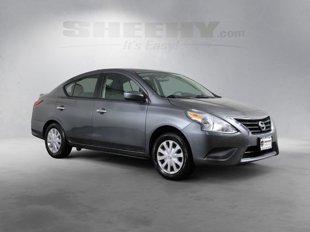 2016 Nissan Versa SV