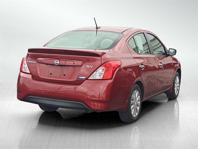 2016 Nissan Versa SV