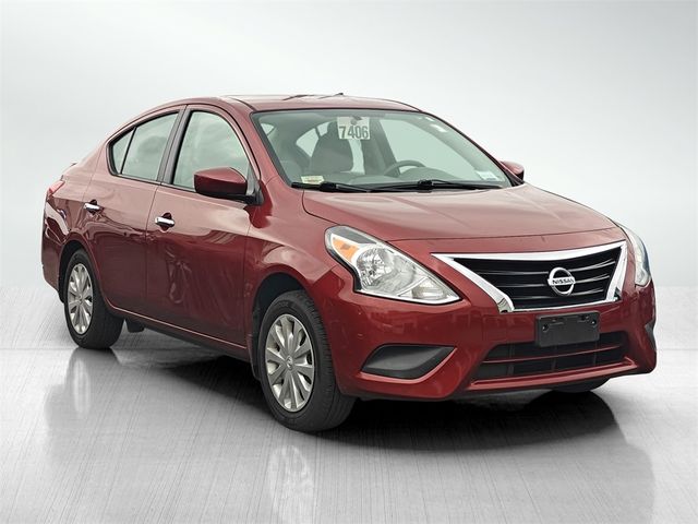 2016 Nissan Versa SV