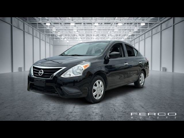 2016 Nissan Versa SV