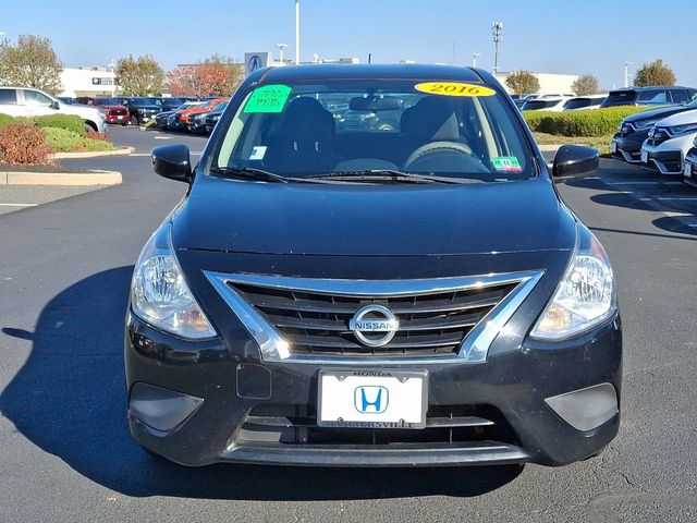 2016 Nissan Versa SV