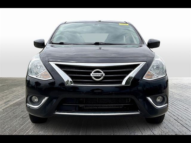 2016 Nissan Versa SV