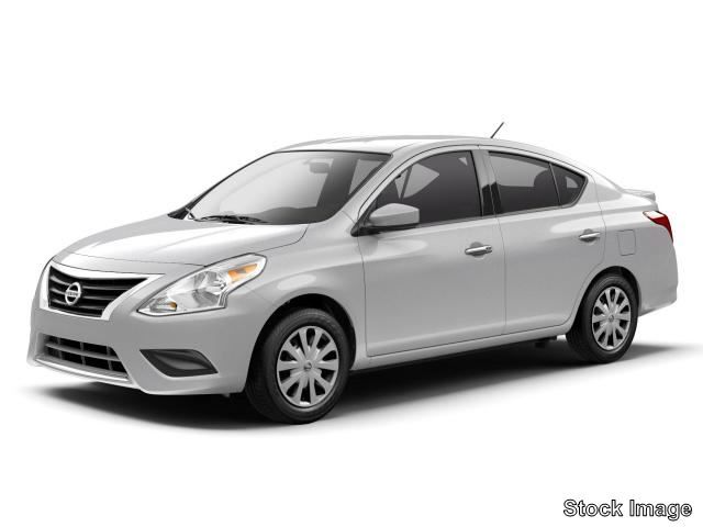 2016 Nissan Versa SV