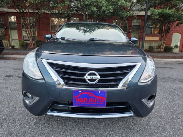 2016 Nissan Versa SV