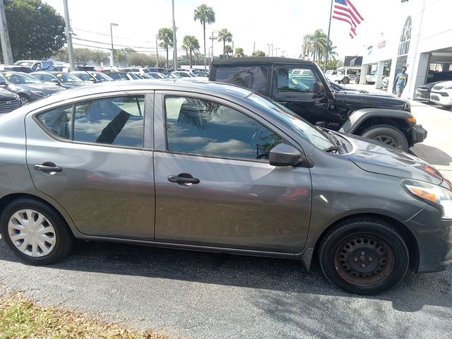 2016 Nissan Versa S Plus