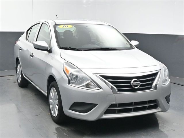 2016 Nissan Versa S Plus