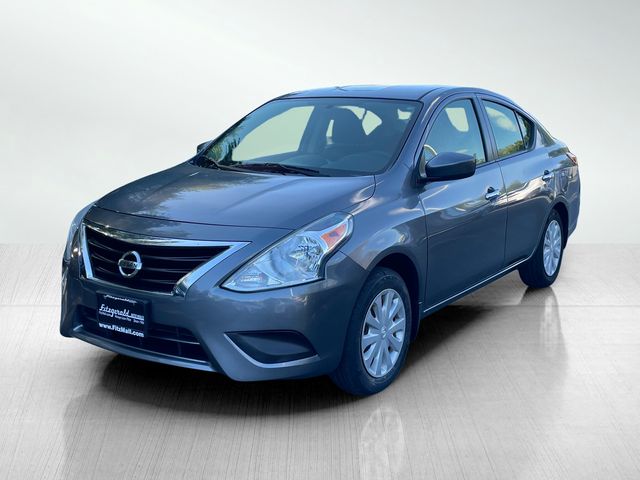 2016 Nissan Versa SV