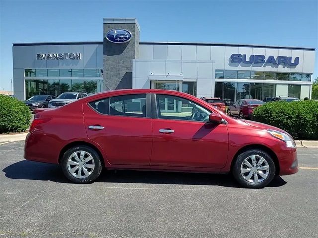 2016 Nissan Versa SV