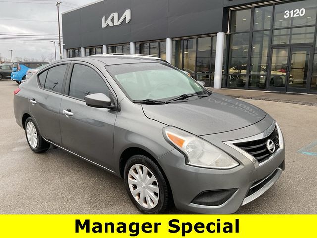 2016 Nissan Versa SV