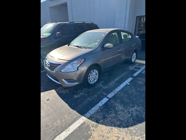 2016 Nissan Versa SV