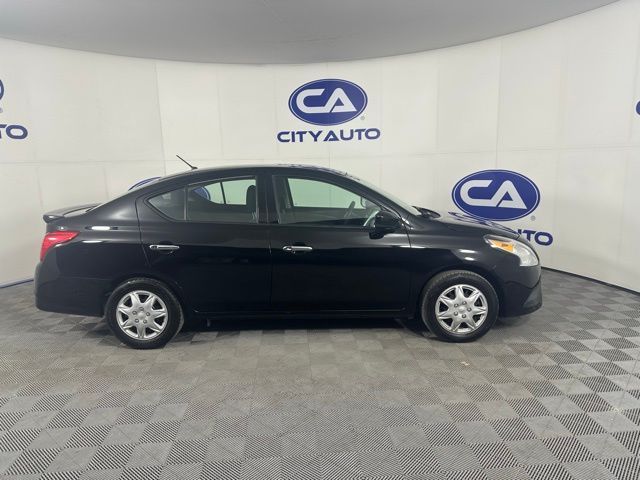 2016 Nissan Versa 