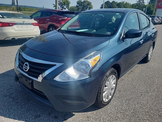 2016 Nissan Versa SV