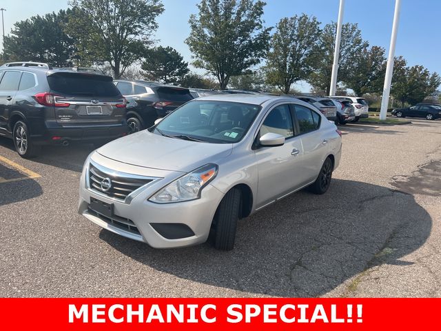 2016 Nissan Versa SV