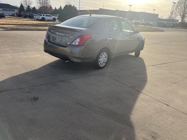 2016 Nissan Versa SL