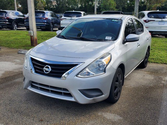 2016 Nissan Versa SV