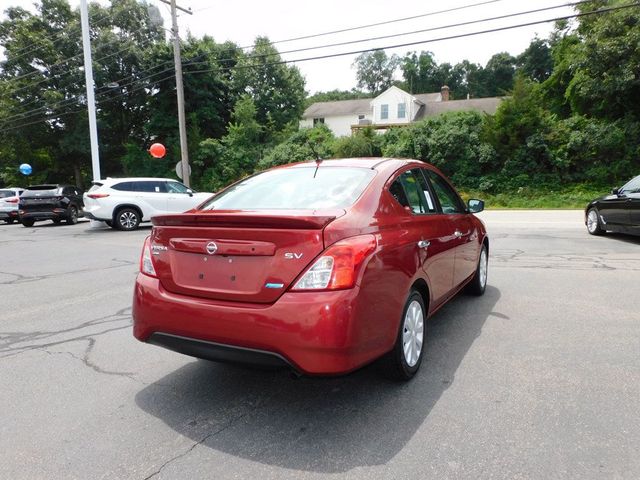 2016 Nissan Versa SV