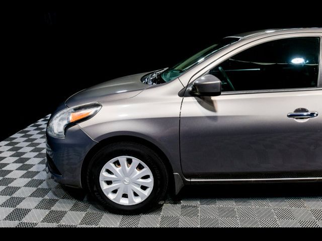 2016 Nissan Versa SV