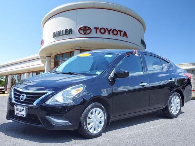 2016 Nissan Versa SV