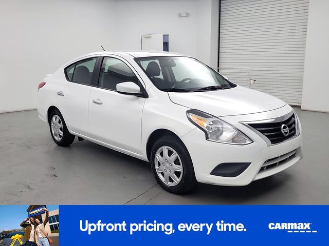 2016 Nissan Versa SV